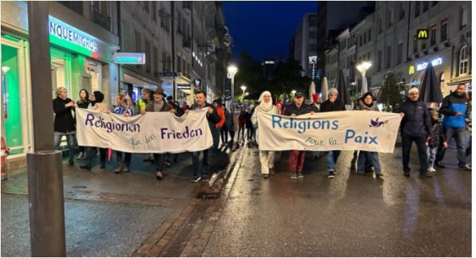 ReligionS pour la paix : une marche dans la ville de Fribourg