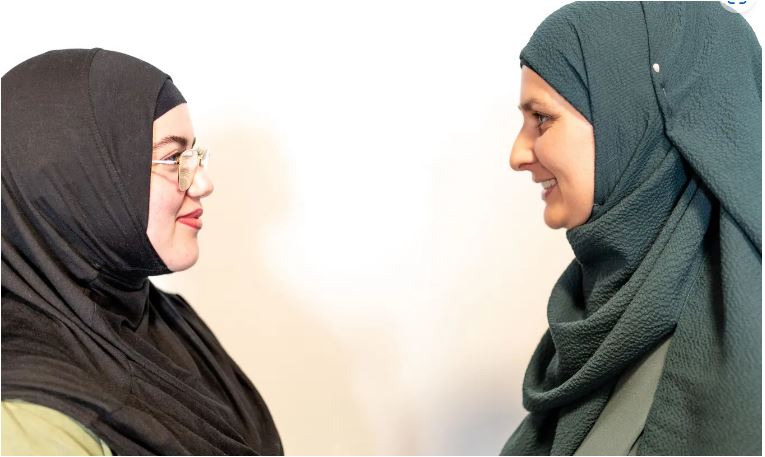 «Das Kopftuch verändert uns nicht als Menschen» – zwei Luzerner Musliminnen erzählen von ihrem Leben